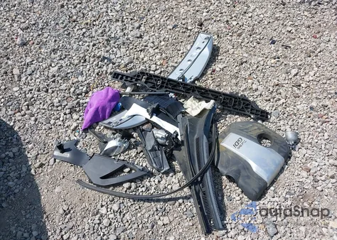 2013 Hyundai Veloster Turbo W/Black from USA, damaged, VIN KMHTC6AE7DU167385